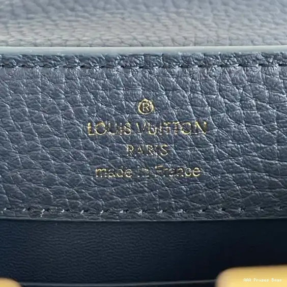 AAA Replica Ru LOUIS MINI CAPUCINES VUITTON 0516
